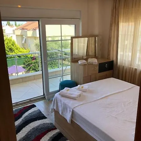 Royal Palace Private Pool Halal Вилла *