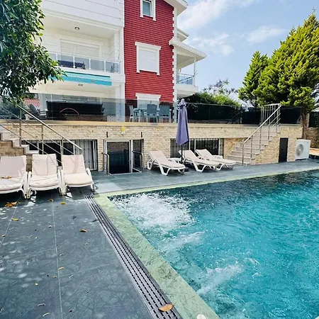 Vila Royal Palace Private Pool Halal *